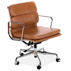 Réplica da cadeira de escritório com almofada macia EA217 em couro vintage envelhecido