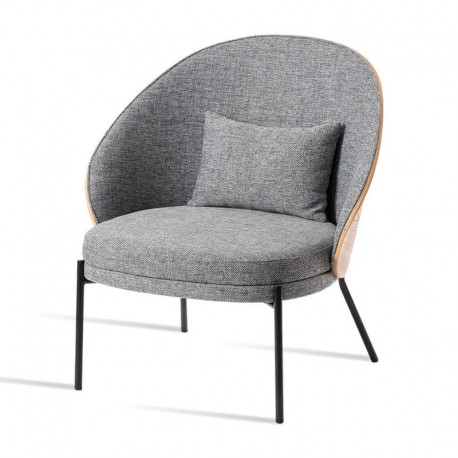 Nordic Earth armchair with cotton cushion